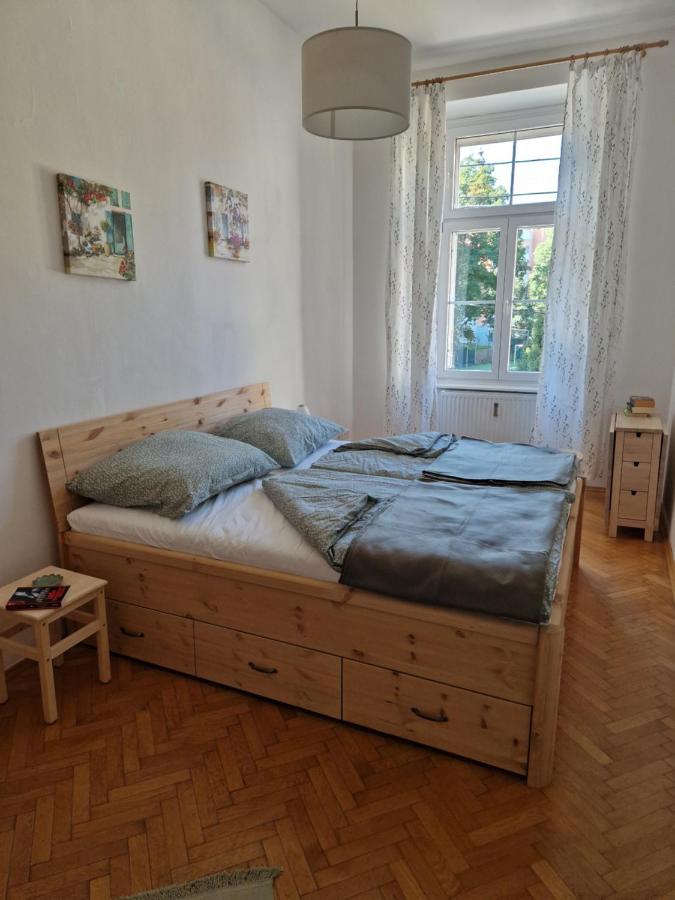 Entzueckendes Apartment Im Zentrum グラーツ エクステリア 写真